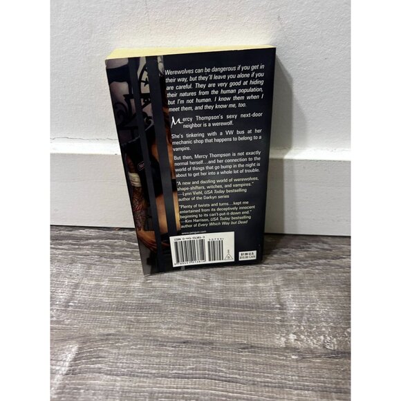 Moon Called Mercy Thompson Book 1 by Patricia Briggs Paperback - Picture 3 of 4